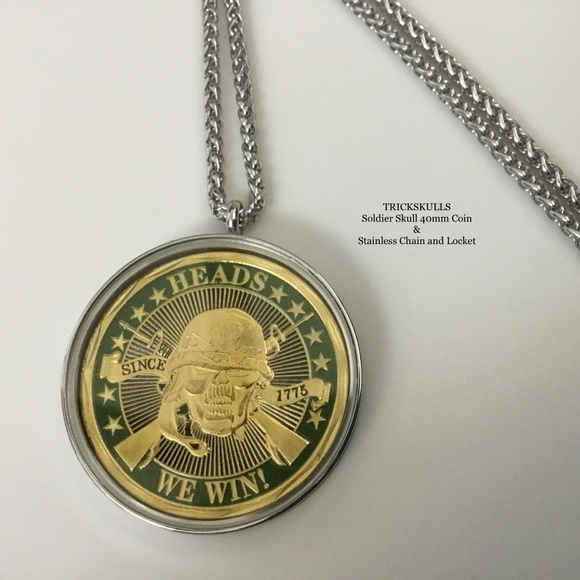 Soldier Skull Enamel Coin in Stainless Locket & 45 - 60cm Wheat Link Chain - Picture 3 of 11